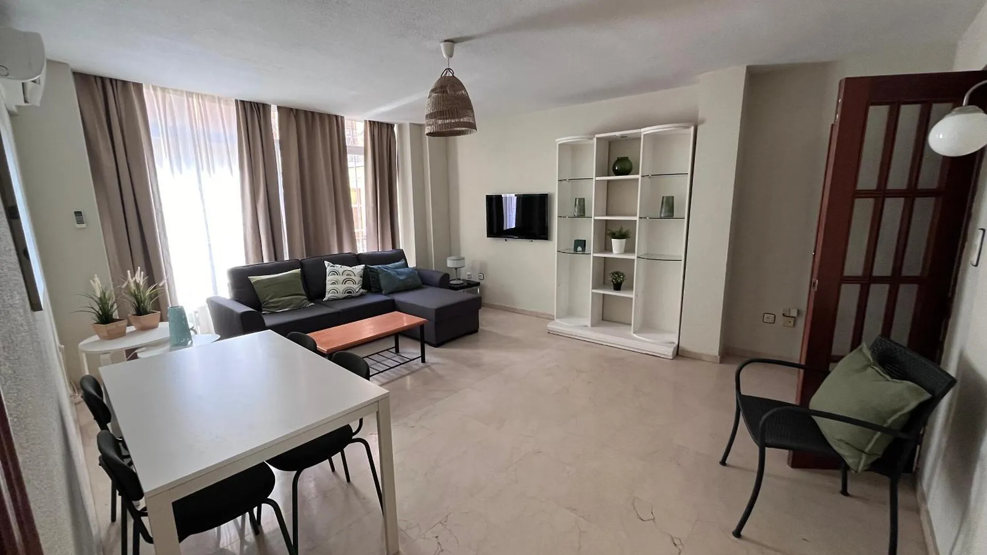 Ferienwohnung Perla En El Corazon De Málaga